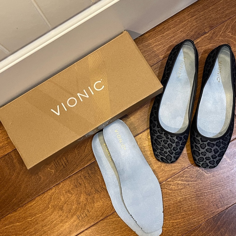 Vionic Orinda Blue Leopard Print Square Toe Flats… - image 2